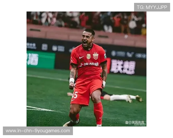 上海海港锋线莱昂纳多：快速推进策动进攻的关键人物